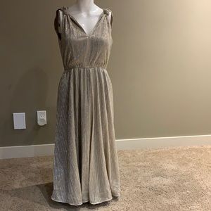 Gold Tahari dress size 6